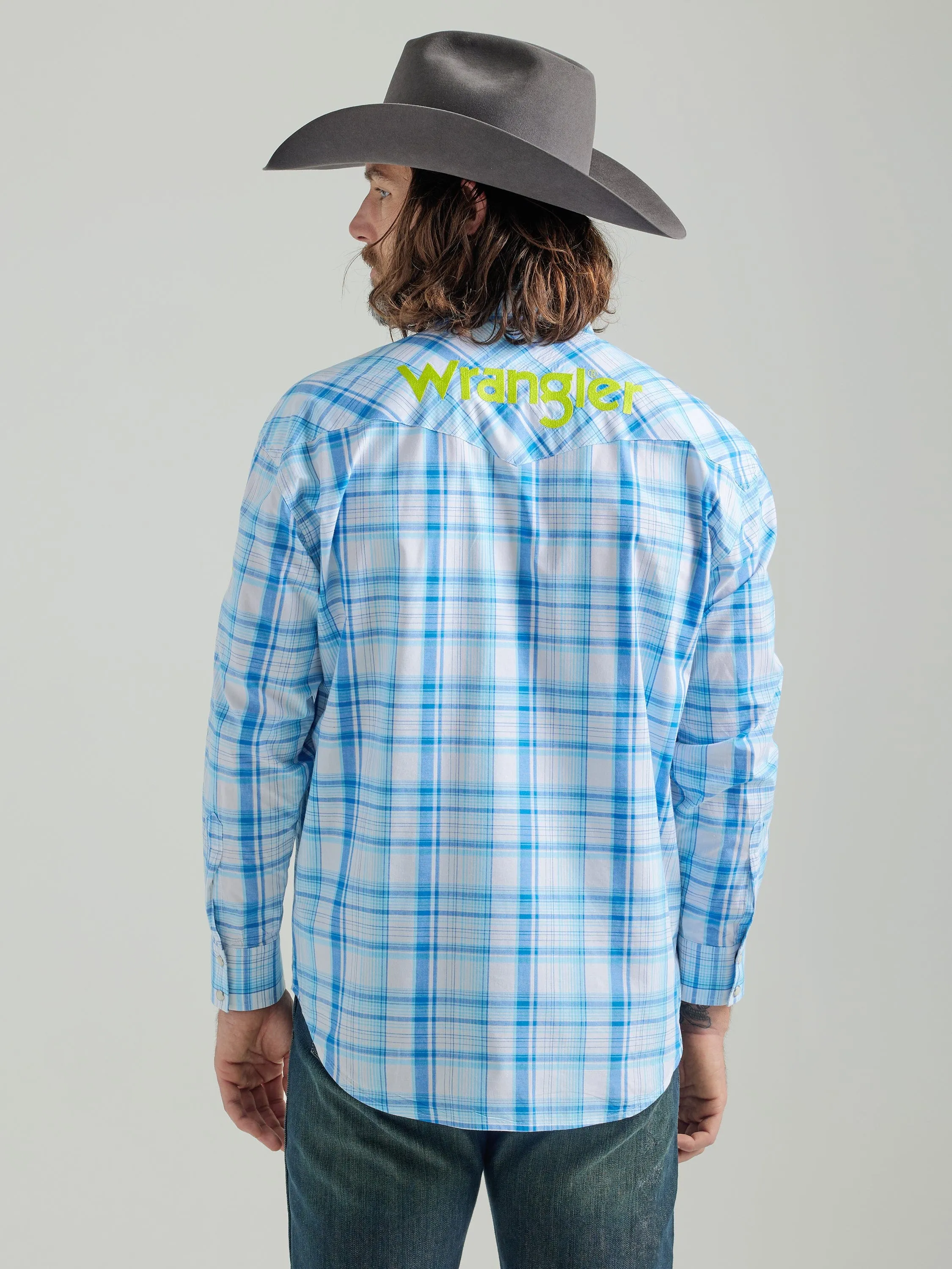 Wrangler Men's Logo Sea Blue Plaid Long Sleeve Western Snap Shirt 112324644